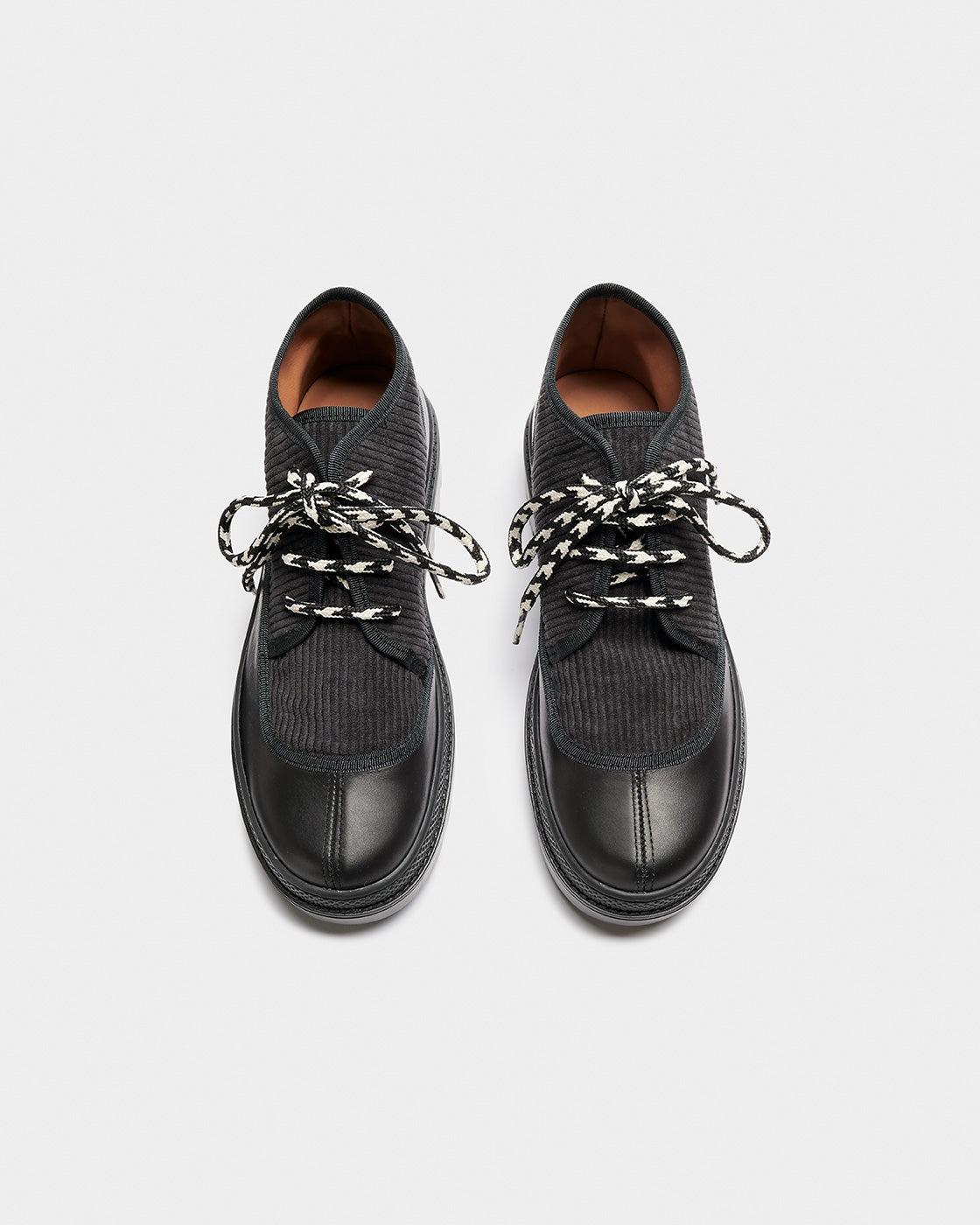 SAMPLE TAKU BLACK
