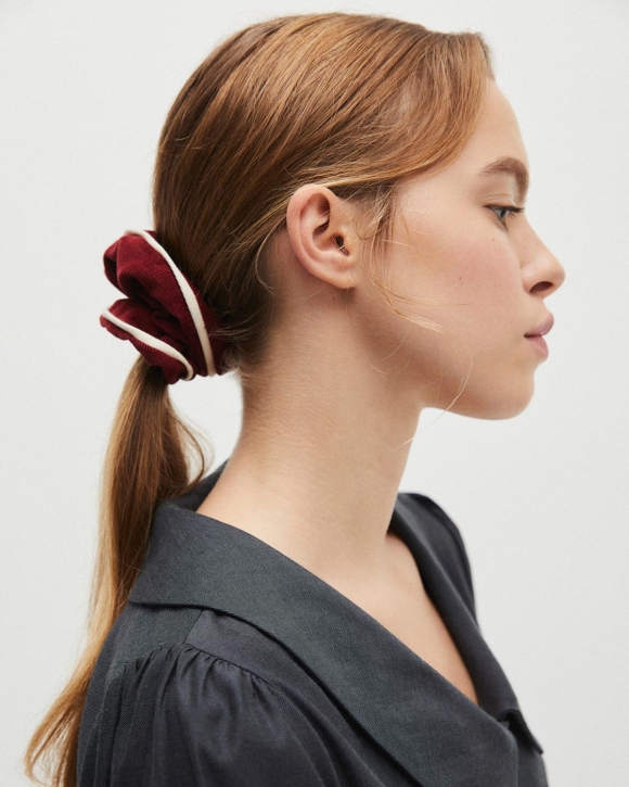 SCRUNCHIE BURGUNDY 2