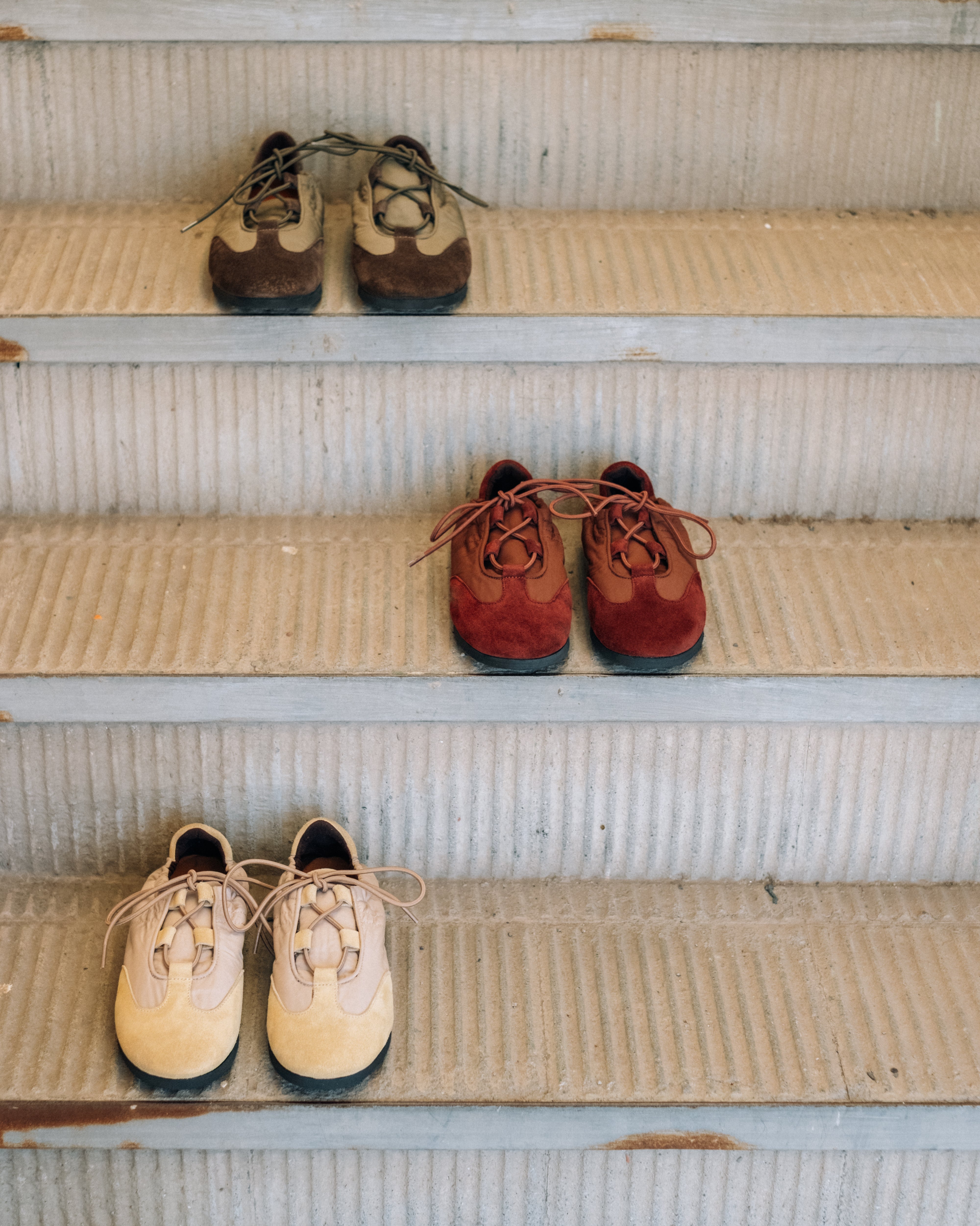 RALUCA OLIVE – Naguisa