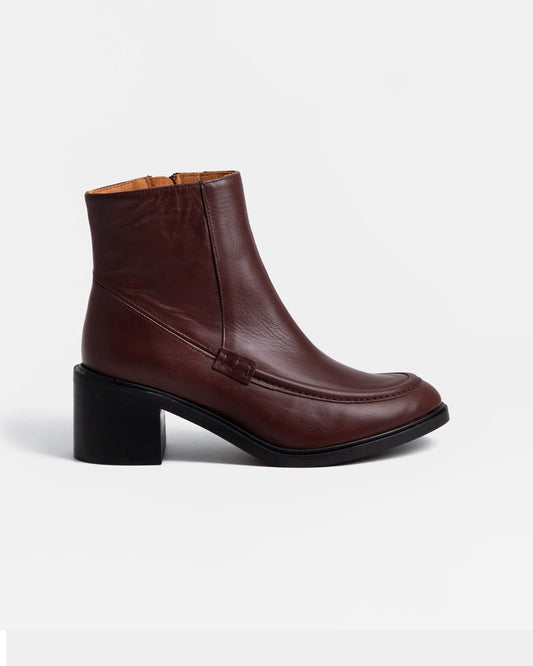 Sample Merak Mahogany