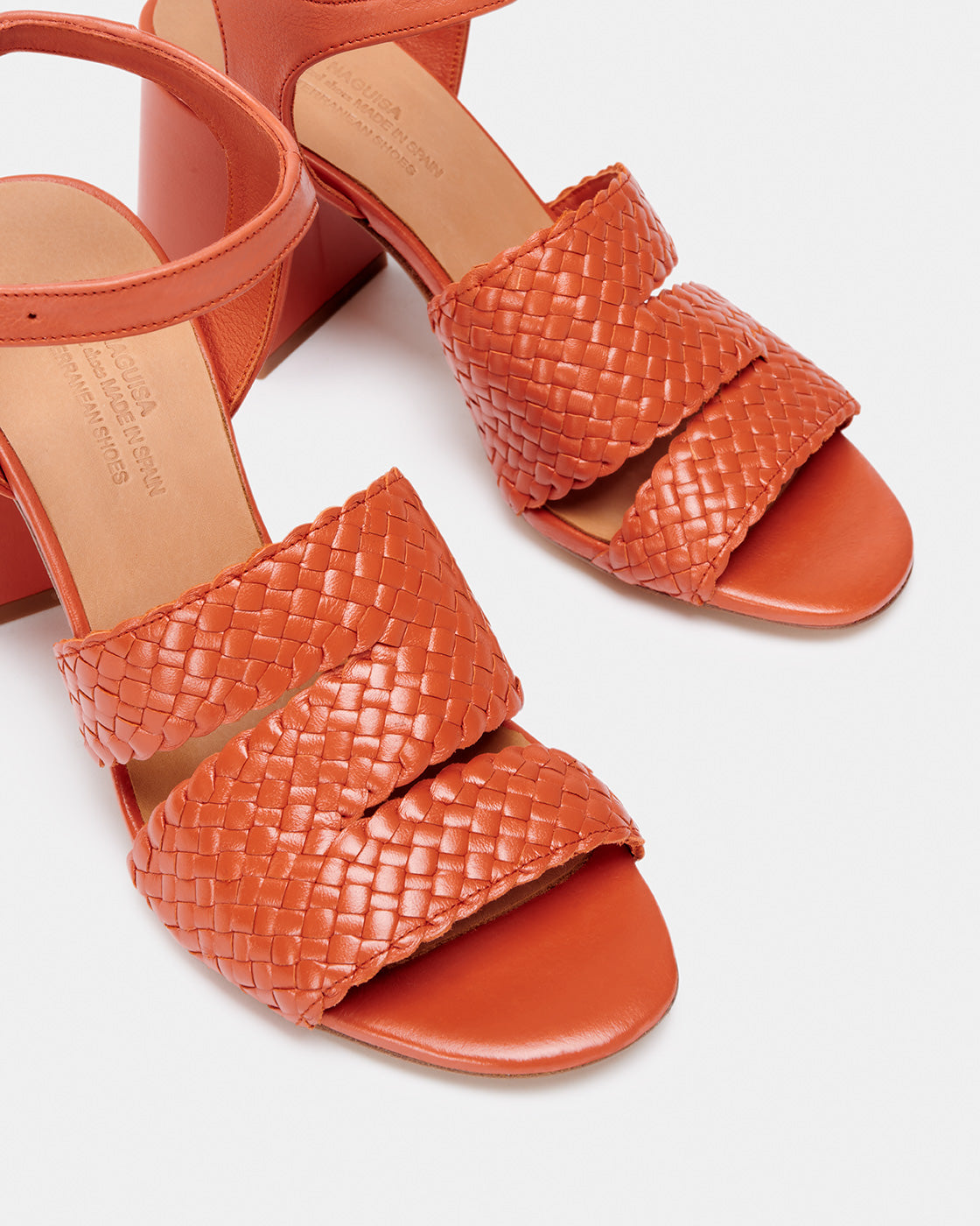 Muestra Clara Naranja