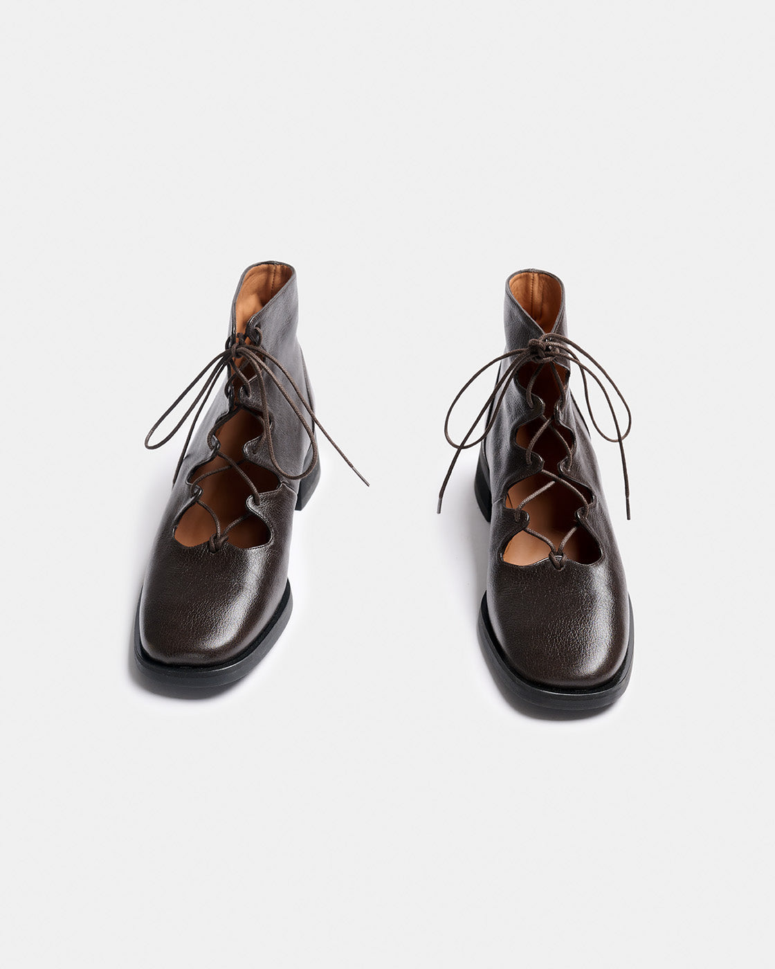 EMILIA DARK BROWN