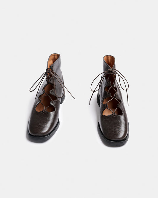 EMILIA DARK BROWN