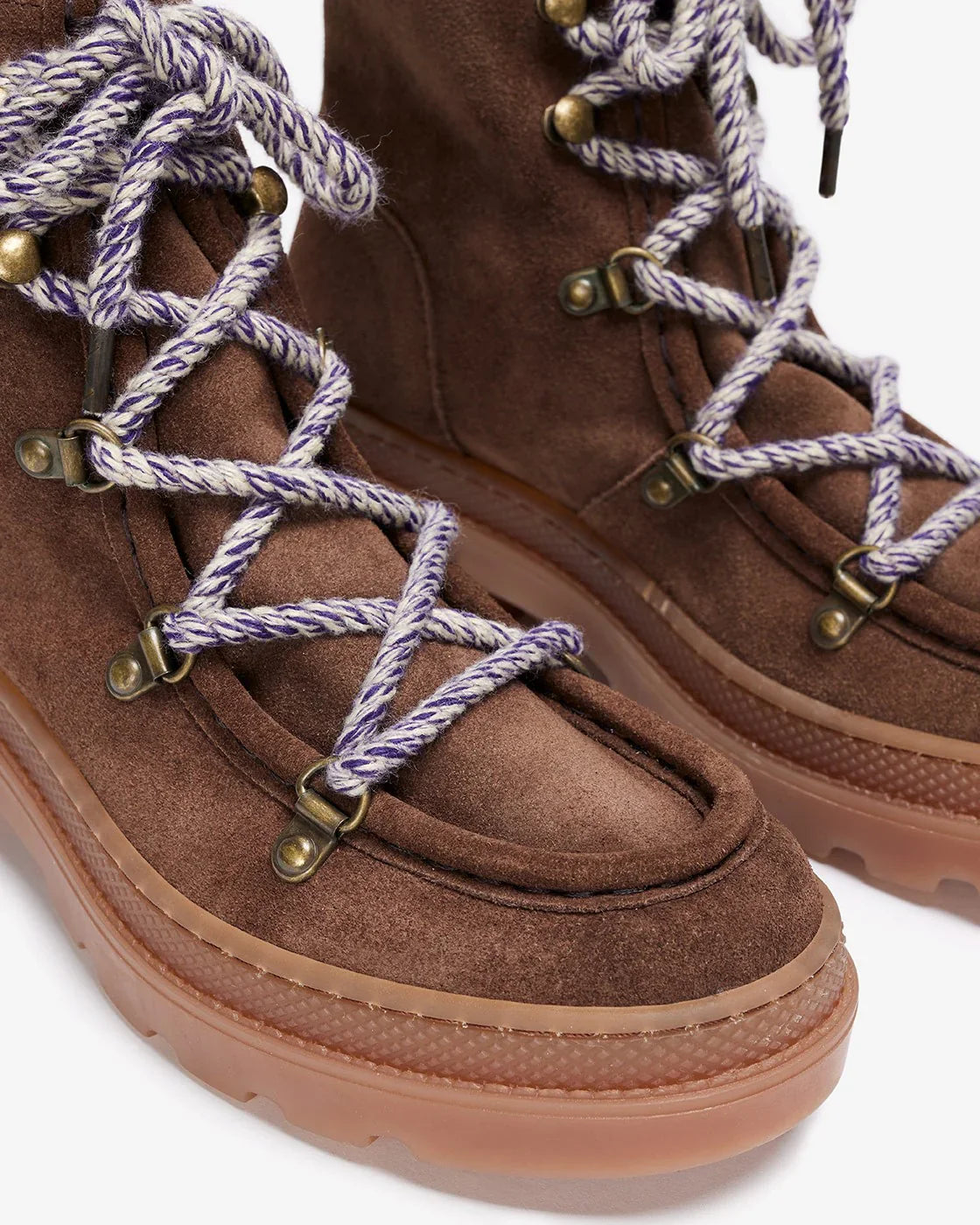 CORDONES NAGUISA AW25