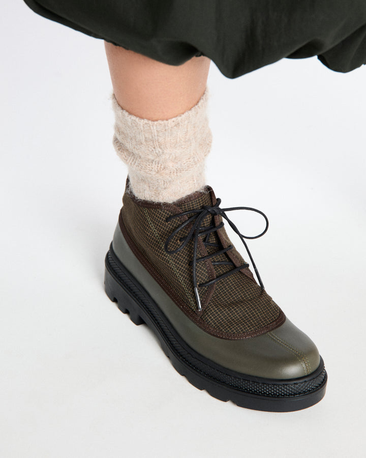 TAKU OLIVA TARTAN