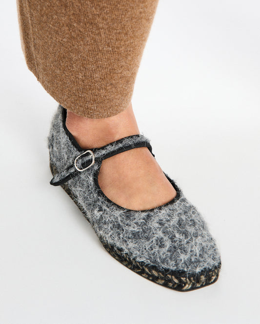 MUESTRA PEONIA GRIS BOUCLE