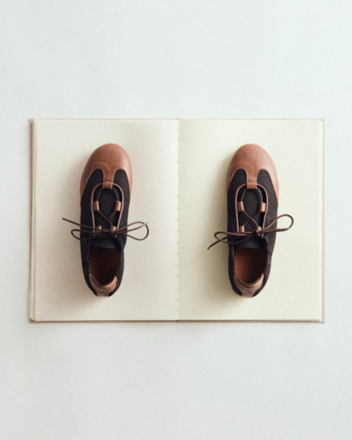 RALUCA MARRON WAX