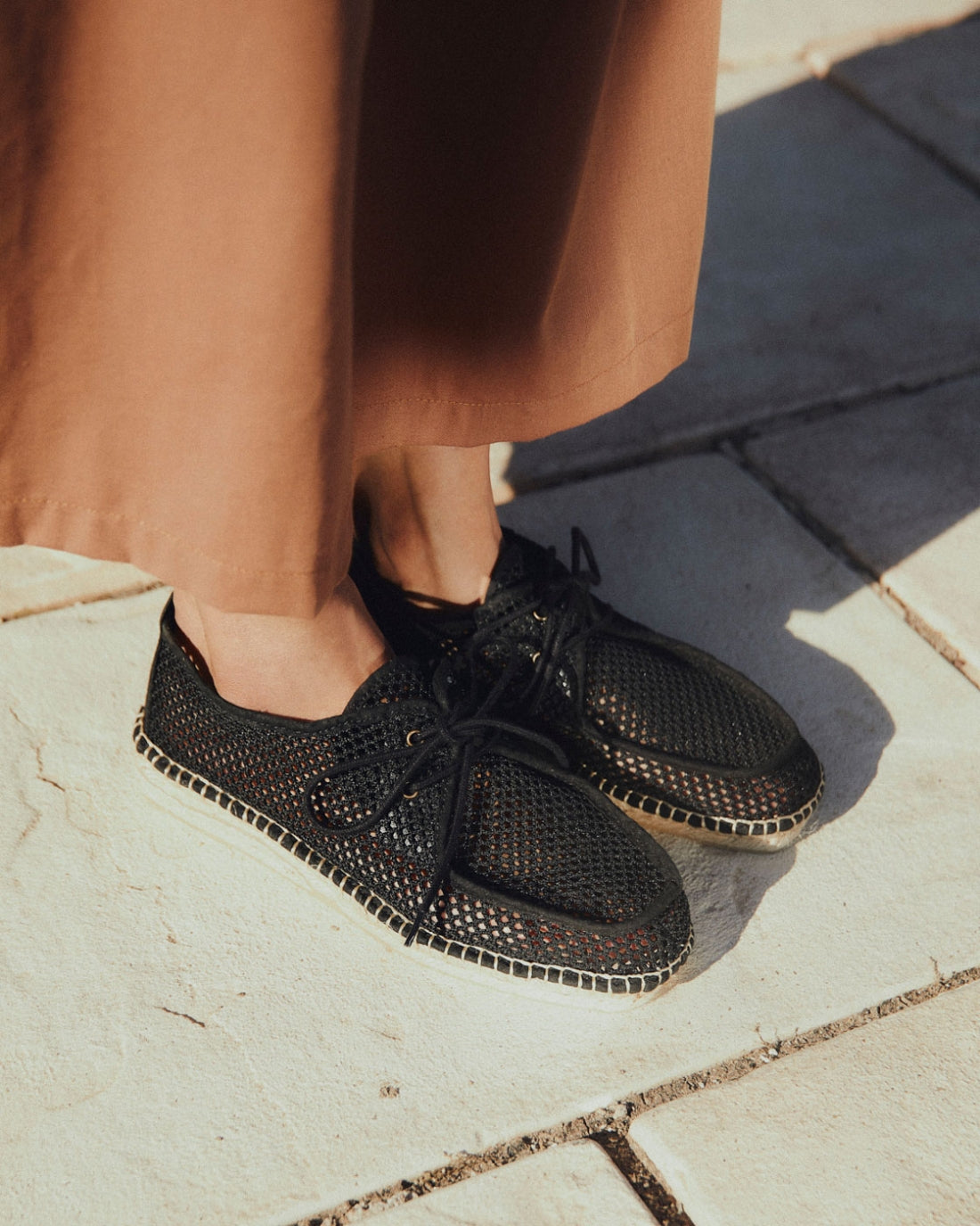 Txalupa Black Woven